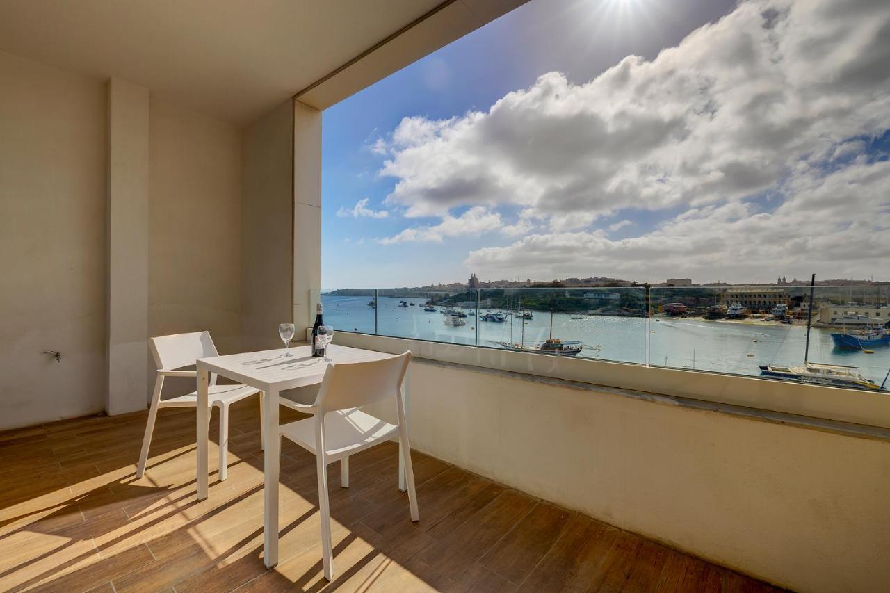 Luxe Apartment With Valletta And Harbour Views Sliema Exterior foto